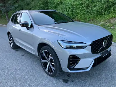 Volvo XC60 2.0 T6 R-Design eAWD — SUV hybride rechargeable, 75 700 km, design premium — dettaglio