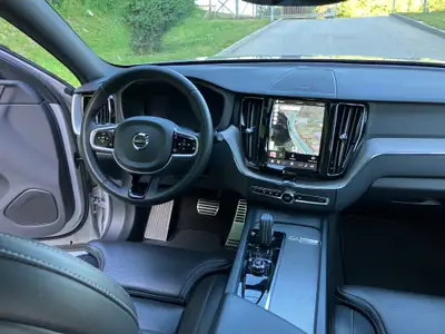 Volvo XC60 2.0 T6 R-Design eAWD — SUV hybride rechargeable, 75 700 km, design premium — Miniatura 12