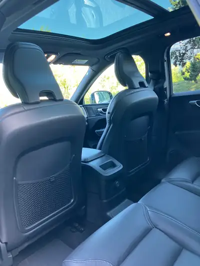 Volvo XC60 2.0 T6 R-Design eAWD — SUV hybride rechargeable, 75 700 km, design premium — Miniatura 15
