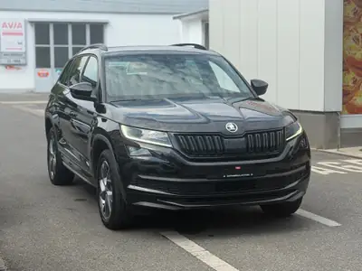 Skoda Kodiaq 2.0 TSI 4x4 SportLine — SUV 7 places puissant, garantie 24 mois incluse — vista posteriore