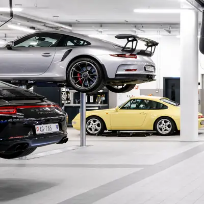 Porsche 911 Carrera 4S PDK 911R-Design — Coupé sportif légendaire, 44'500 km seulement — détail