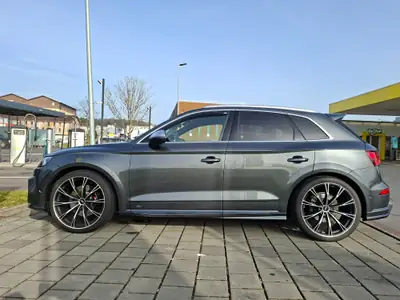 Audi SQ5 3.0 V6 TDI Quattro — SUV sportif ABT, 80'000 km seulement — exterior view