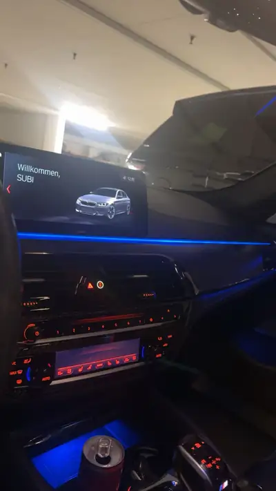 BMW M5 xDrive Drivelogic — 599 ch et système Akrapović, performances maximales — Miniatura 11