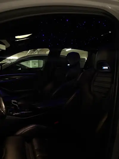 BMW M5 xDrive Drivelogic — 599 ch et système Akrapović, performances maximales — Miniatura 12