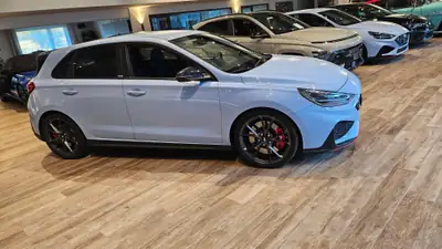 Hyundai i30 N 2.0 T-GDi — Sportive thermique rare, 28'000 km seulement — Miniature 7