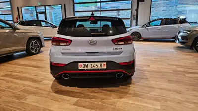Hyundai i30 N 2.0 T-GDi — Sportive thermique rare, 28'000 km seulement — Miniature 11