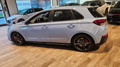 Hyundai i30 N 2.0 T-GDi — Sportive thermique rare, 28'000 km seulement — Miniature 15