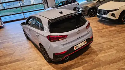 Hyundai i30 N 2.0 T-GDi — Sportive thermique rare, 28'000 km seulement — Miniature 14