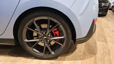 Hyundai i30 N 2.0 T-GDi — Sportive thermique rare, 28'000 km seulement — Miniature 17