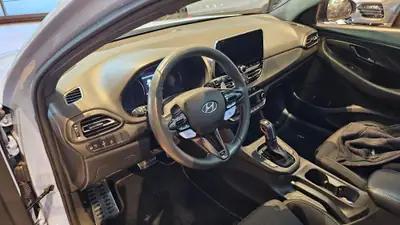 Hyundai i30 N 2.0 T-GDi — Sportive thermique rare, 28'000 km seulement — Miniature 24