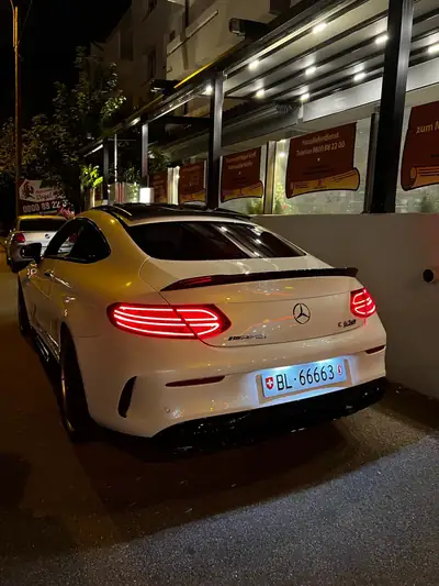 Mercedes-Benz C 63 S AMG — Coupé haute performance, 510 ch et seulement 47'000 km — rear view