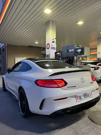Mercedes-Benz C 63 S AMG — Coupé haute performance, 510 ch et seulement 47'000 km — interior