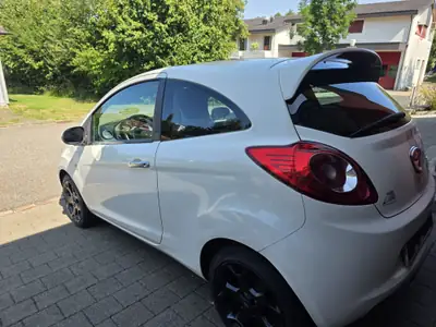 Ford KA 1.2 i Trend 2012 — Citadine économique, sans accident, parfaite pour la ville — fianco
