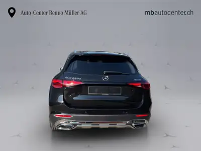 Mercedes-Benz GLC 220 d Avantgarde 4Matic — SUV diesel hybride, 20 km seulement — tableau de bord
