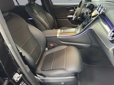 Mercedes-Benz GLC 220 d Avantgarde 4Matic — SUV diesel hybride, 20 km seulement — Miniature 17