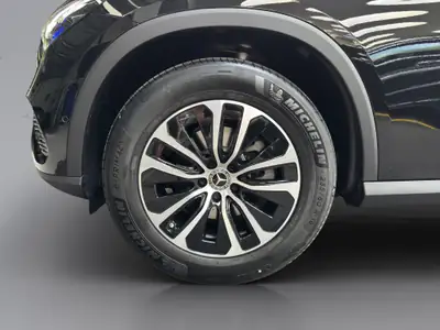 Mercedes-Benz GLC 220 d Avantgarde 4Matic — SUV diesel hybride, 20 km seulement — Miniature 22