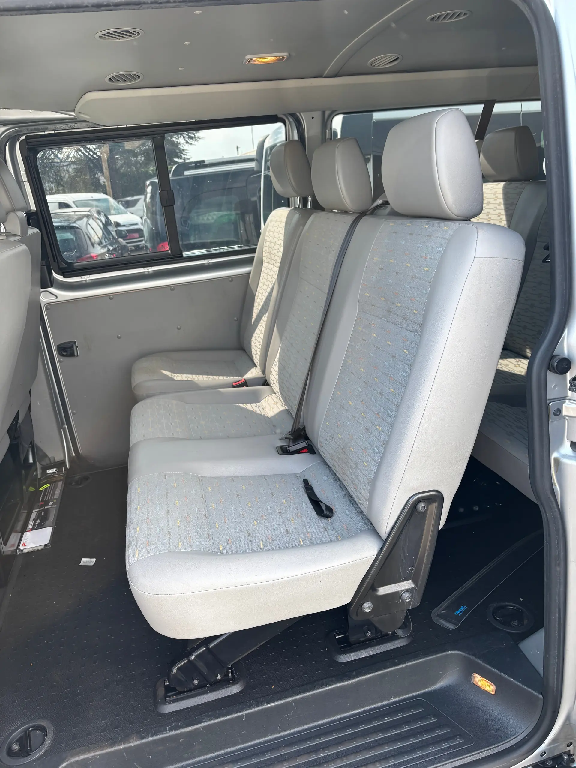 Volkswagen T5 2010 occasion Basel — 4