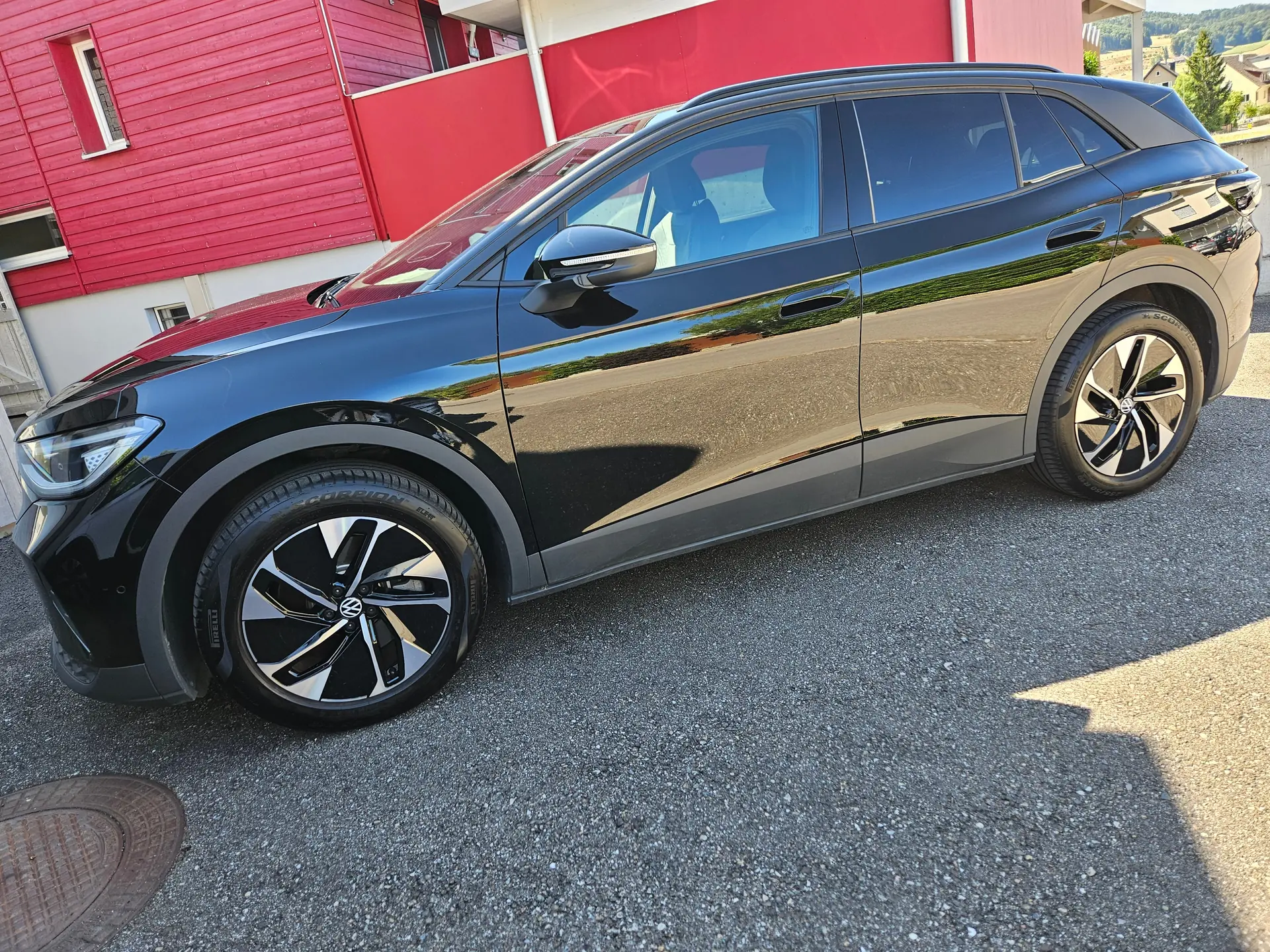 Volkswagen ID.4 Pro United 2024 — SUV électrique performant, seulement 13'000 km