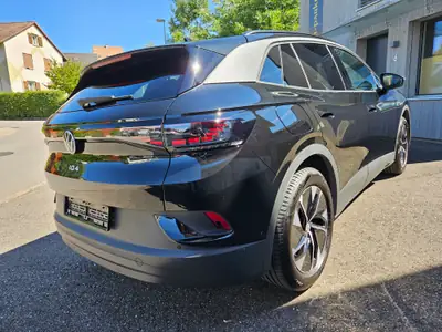 Volkswagen ID.4 Pro United 2024 — SUV électrique performant, seulement 13'000 km — côté