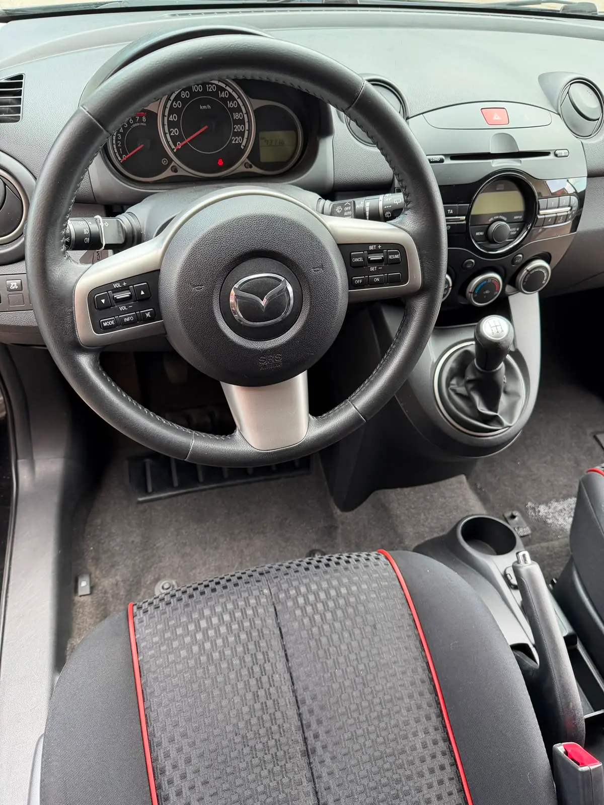 Mazda 2 2011 occasion Servion — 5
