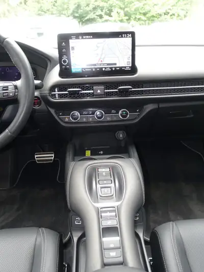 Honda ZR-V 2.0i MMD Hybrid Advance — SUV hybride compact, 19 900 km seulement — Miniature 16