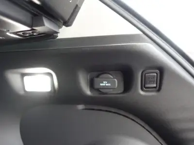 Honda ZR-V 2.0i MMD Hybrid Advance — SUV hybride compact, 19 900 km seulement — Miniature 22
