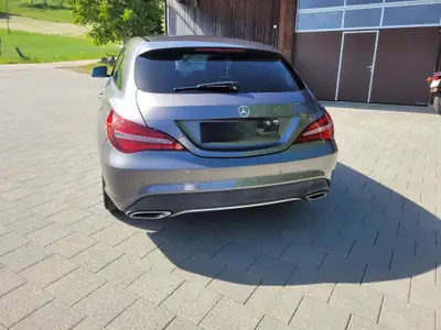 Mercedes-Benz CLA 220 d — Break dynamique, diesel efficace, 183'000 km — Innenraum