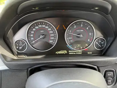 BMW 320d xDrive 2018 — Berline Break diesel, traction intégrale, 80'000 km seulement — Miniature 11