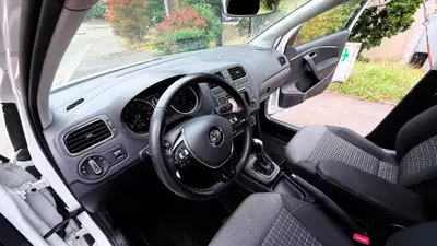 VW Polo 1.2 TSI Comfortline — Citadine dynamique, expert de jour, faible consommation — Miniature 10