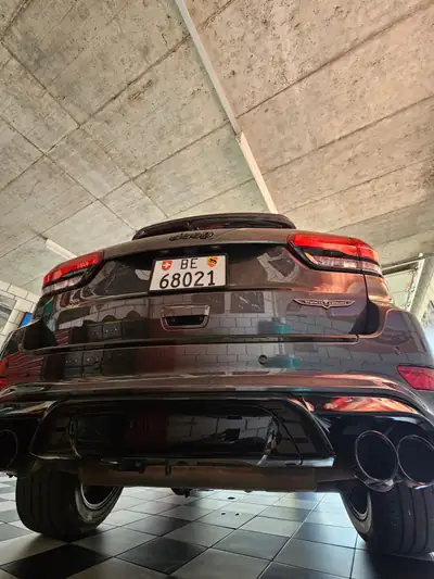 Jeep Grand Cherokee 6.2 V8 HEMI Trackhawk — Monstre américain, 709 ch de pure puissance — détail