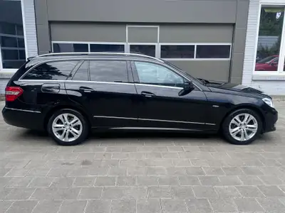 Mercedes-Benz E 250 CGI BlueEFFICIENCY — Break élégant, moteur efficace, kilométrage maîtrisé — Innenraum