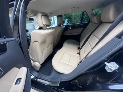 Mercedes-Benz E 250 CGI BlueEFFICIENCY — Break élégant, moteur efficace, kilométrage maîtrisé — Miniatur 8