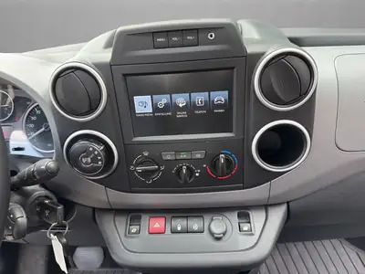 Peugeot Partner 1.6 BlueHDi Allure — Utilitaire fiable, faible consommation, 78'600 km — Miniature 15