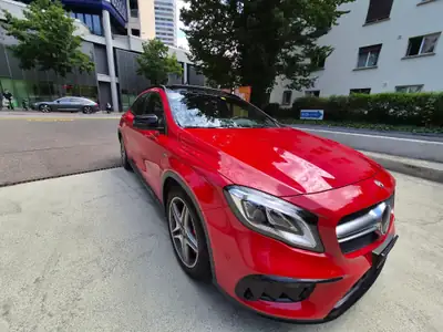 Mercedes-Benz GLA 45 AMG — Performance et sportivité dans un compact SUV — Seitenansicht