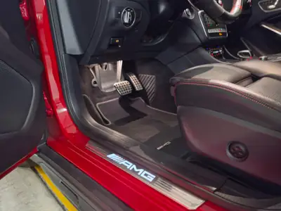Mercedes-Benz GLA 45 AMG — Performance et sportivité dans un compact SUV — Detail