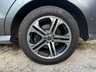 Mercedes-Benz GLE 350 d — SUV premium diesel, 185'000 km, sans sinistre — Thumbnail 17