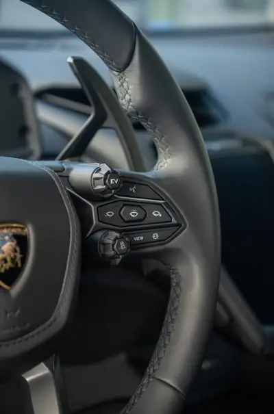 Lamborghini Temerario 4.0 — Hypercar hybride rechargeable 920 ch, faible kilométrage — Miniatur 14
