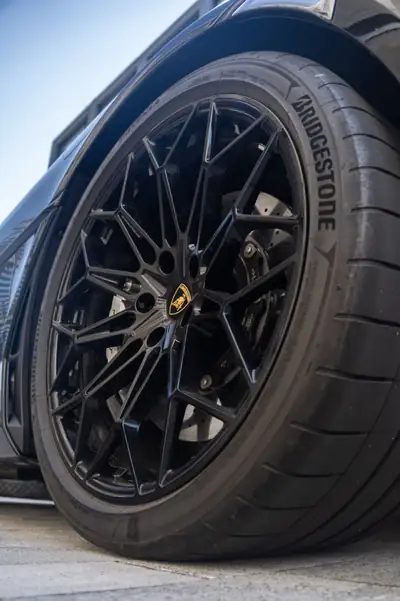Lamborghini Temerario 4.0 — Hypercar hybride rechargeable 920 ch, faible kilométrage — Miniatur 18