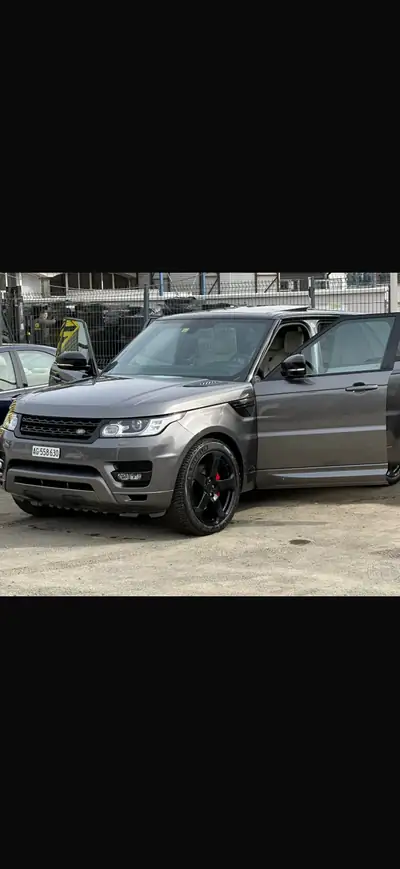Range Rover Sport SDV8 HSE Dynamic — SUV prestige diesel, 340 ch tout-terrain — tableau de bord