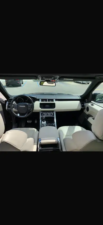 Range Rover Sport SDV8 HSE Dynamic — SUV prestige diesel, 340 ch tout-terrain — Miniature 9