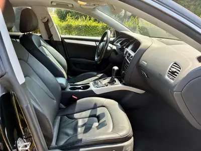 Audi A5 3.0 TDI V6 Quattro — Berline élégante, moteur premium, transmission intégrale — dettaglio