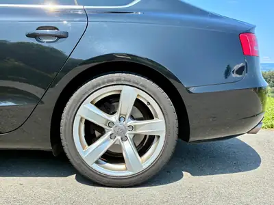 Audi A5 3.0 TDI V6 Quattro — Berline élégante, moteur premium, transmission intégrale — Miniatura 13