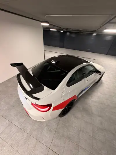 BMW M2 CS — Coupé sportif 450 ch, manuel intégral, 15'000 km seulement — Miniatura 9