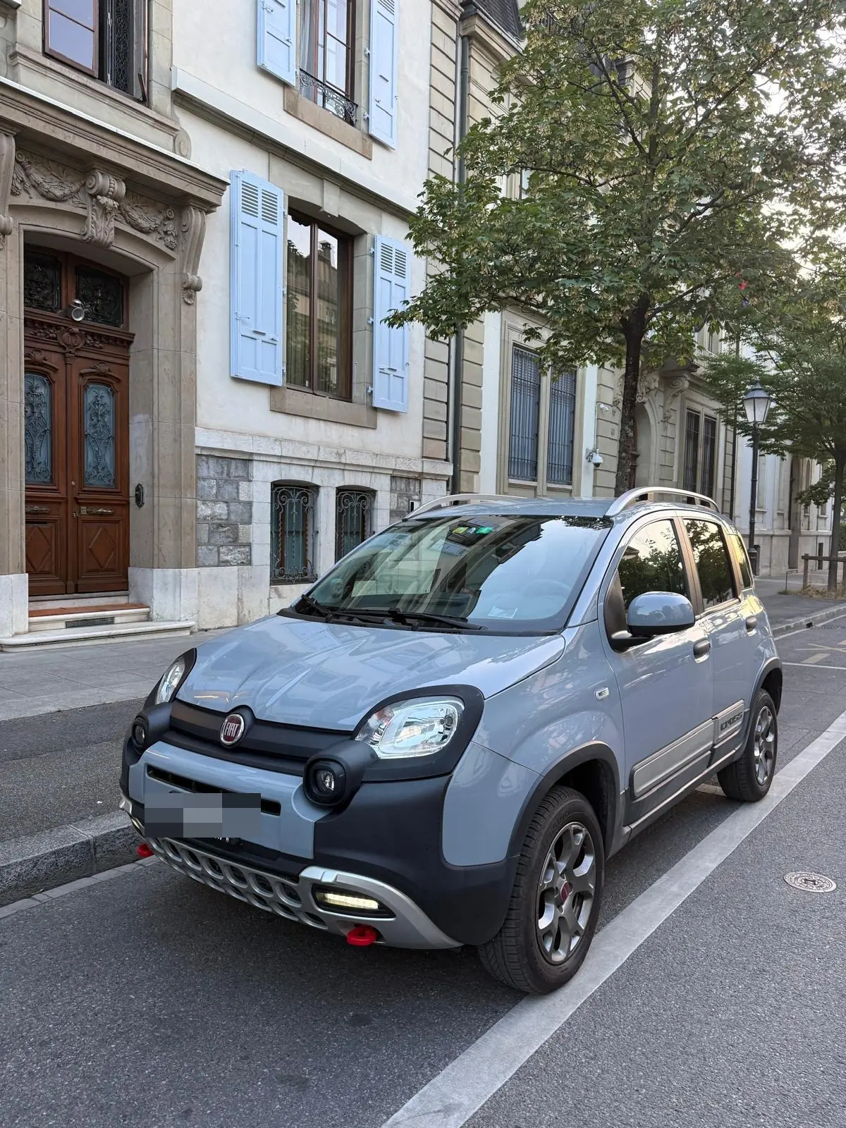 Fiat Panda 0.9 TwinAir Cross 4x4 — Citadine tout-terrain, essence économe et fiable