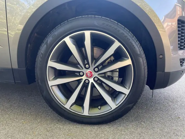 Jaguar E-Pace 2018 occasion Thalwil — 3
