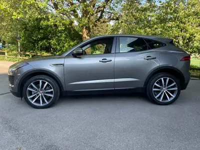 Jaguar E-PACE P250 AWD — SUV British Premium, Traction Intégrale & Équipement Prestige — Thumbnail 18
