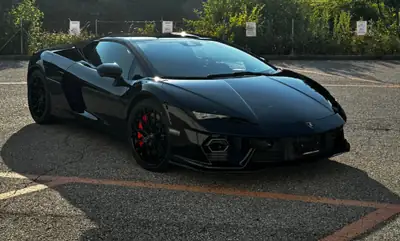 Lamborghini Temerario 4.0 — Hypercar hybride rechargeable 920 ch, ultra basse consommation — vue extérieure