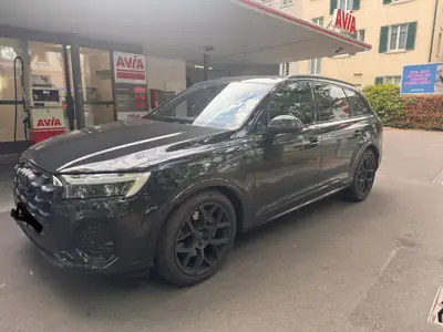 Audi Q7 50 TDI S Line — SUV 7 places, diesel performant, 36 500 km seulement — vista esterna