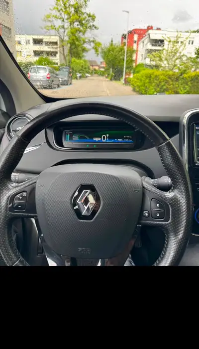 Renault Zoé 2019 — Citadine électrique 109 ch, 52'000 km, batterie en location — détail