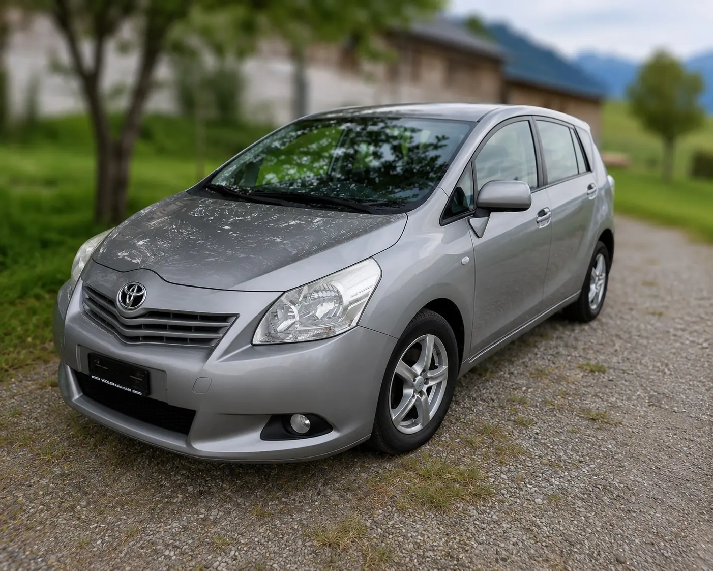 Toyota Verso 1.8 VVT-i Luna 7 places — Monospace familial fiable et spacieux — Außenansicht